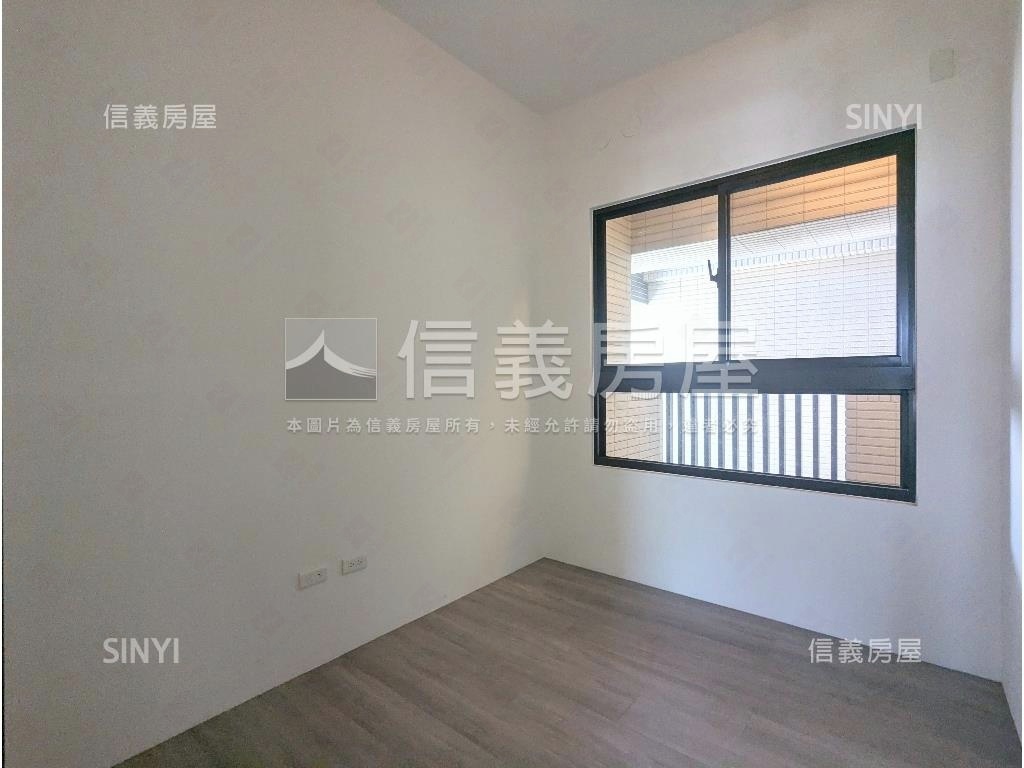 立揚ＴＯＰＯＮＥ三房平車房屋室內格局與周邊環境