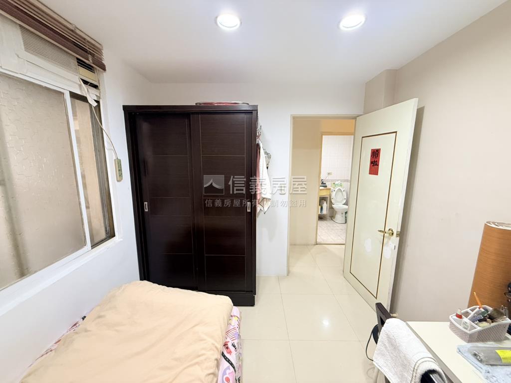 金龍路美妝邊間公寓房屋室內格局與周邊環境