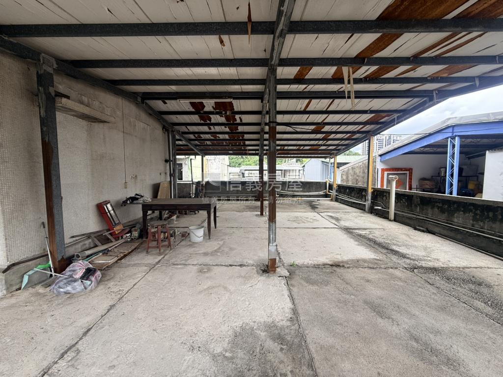 金龍路美妝邊間公寓房屋室內格局與周邊環境