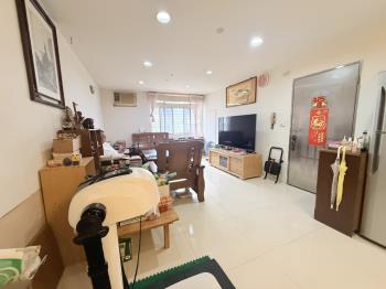 金龍路美妝邊間公寓
