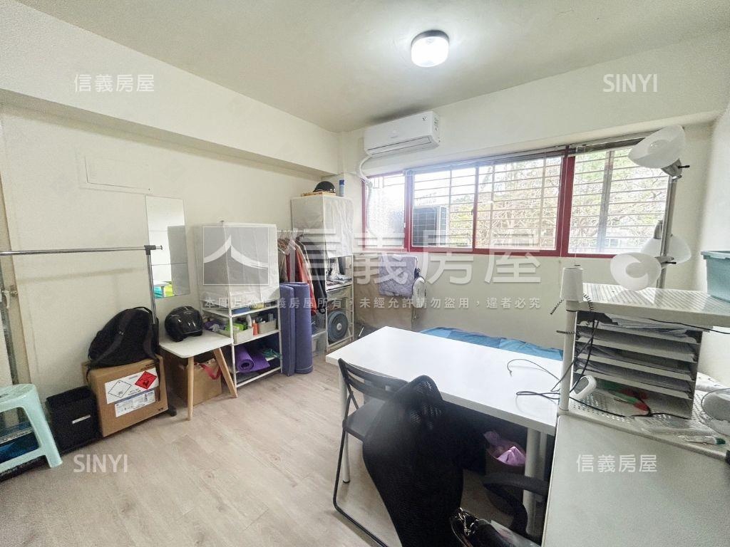 淡大雙開窗邊間套房房屋室內格局與周邊環境