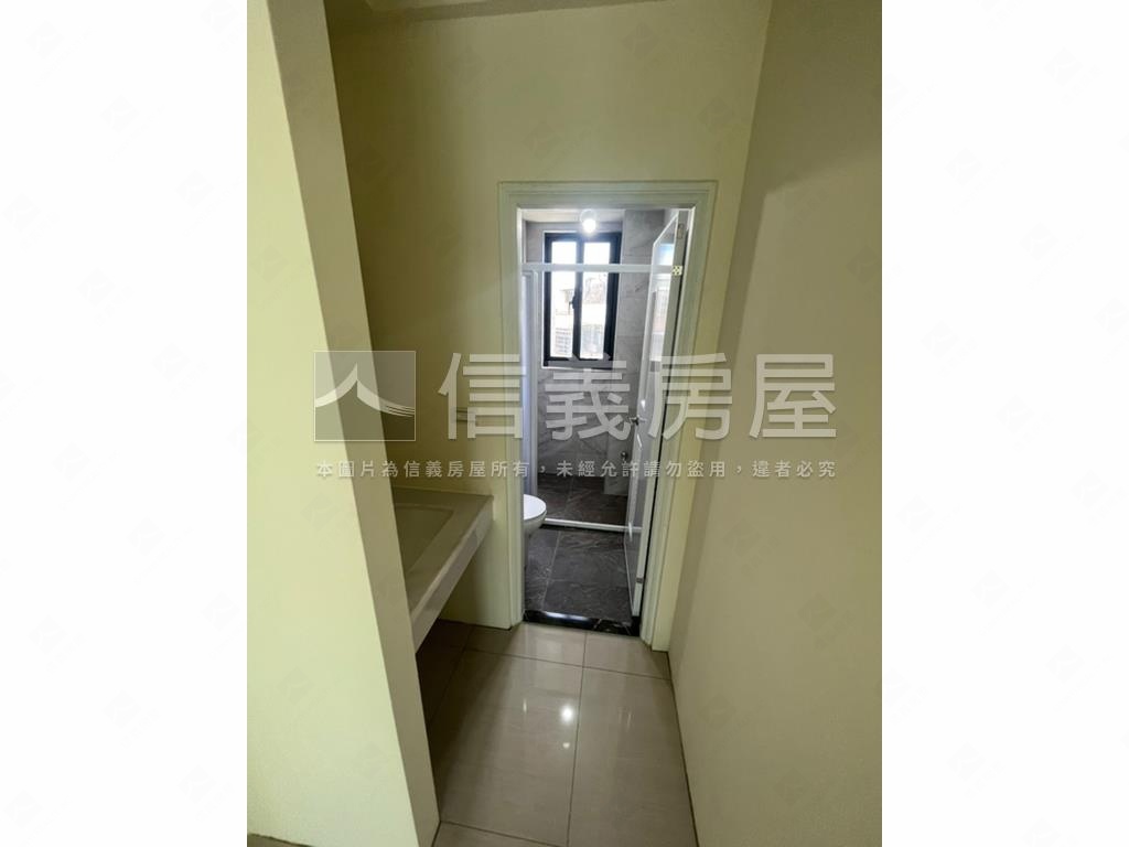 沙鹿之翼電梯透天房屋室內格局與周邊環境
