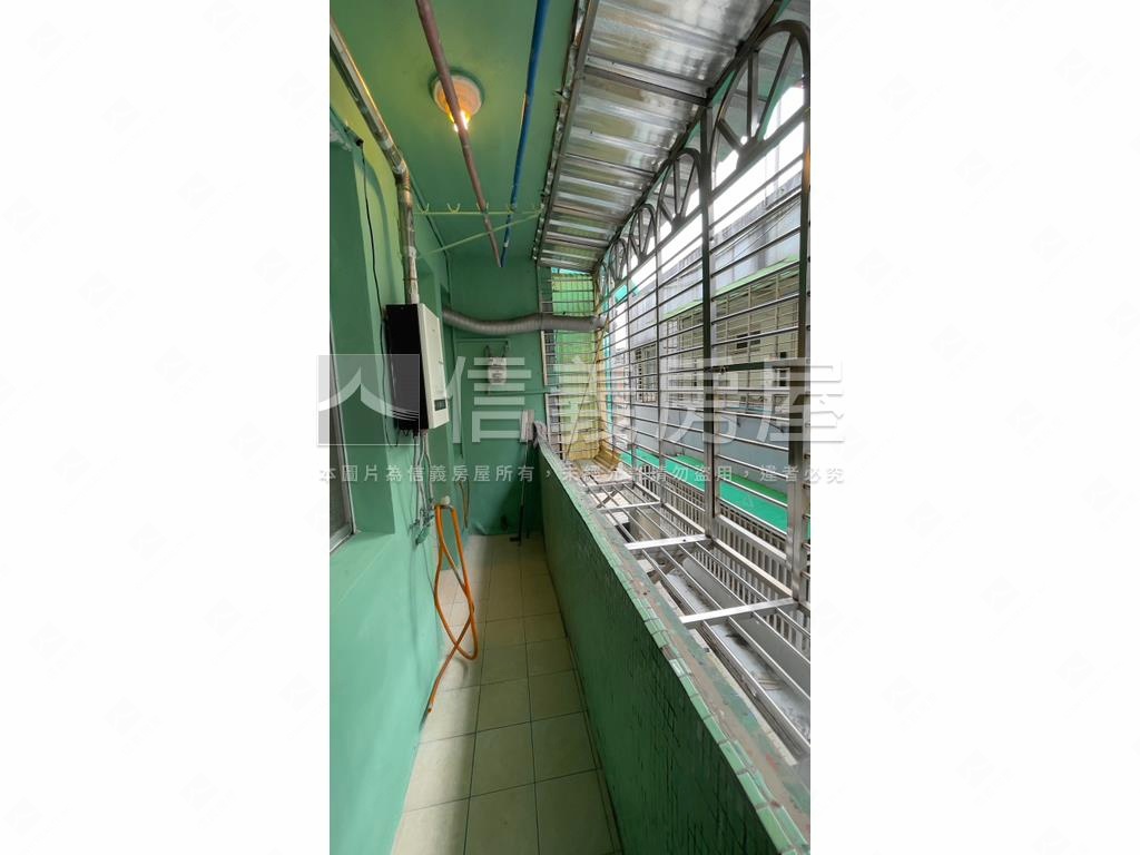 近捷運公寓頂加房屋室內格局與周邊環境