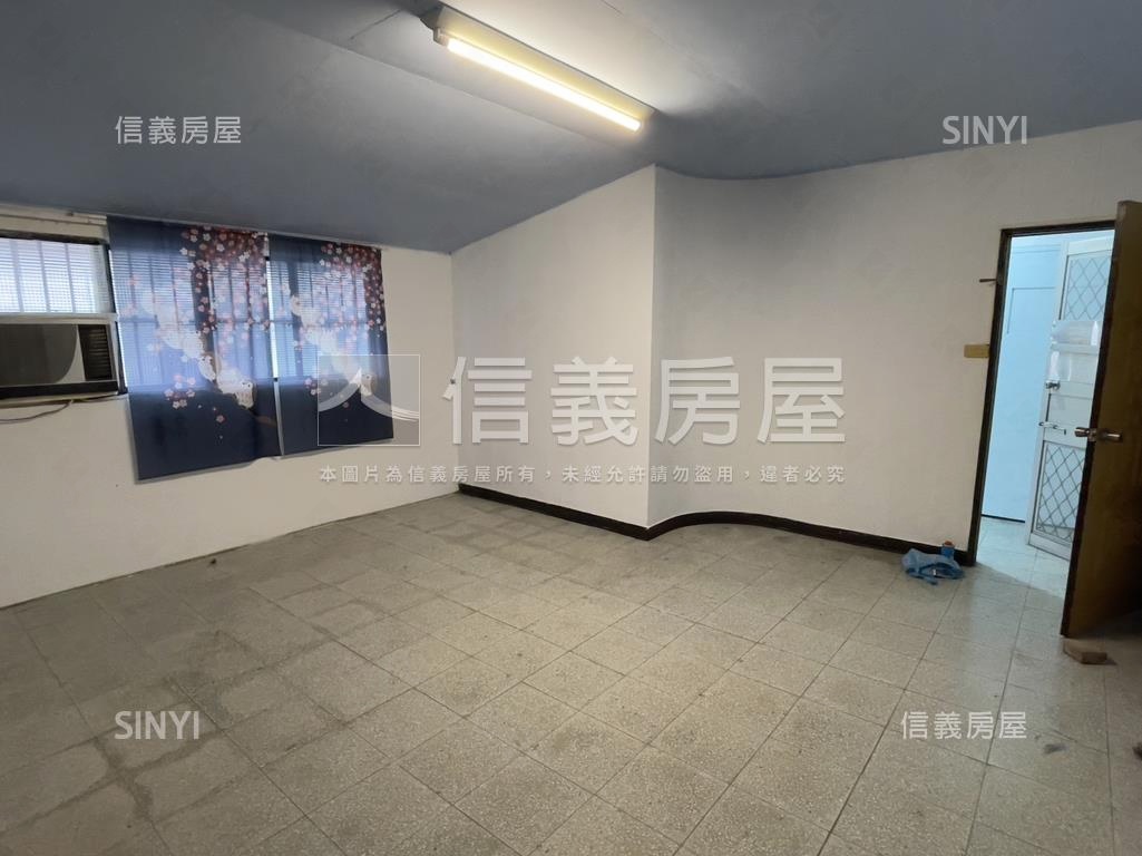 近捷運公寓頂加房屋室內格局與周邊環境