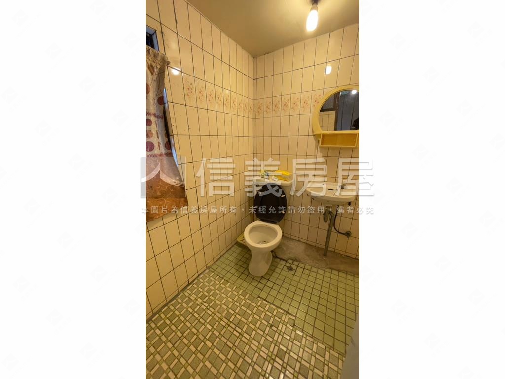 近捷運公寓頂加房屋室內格局與周邊環境