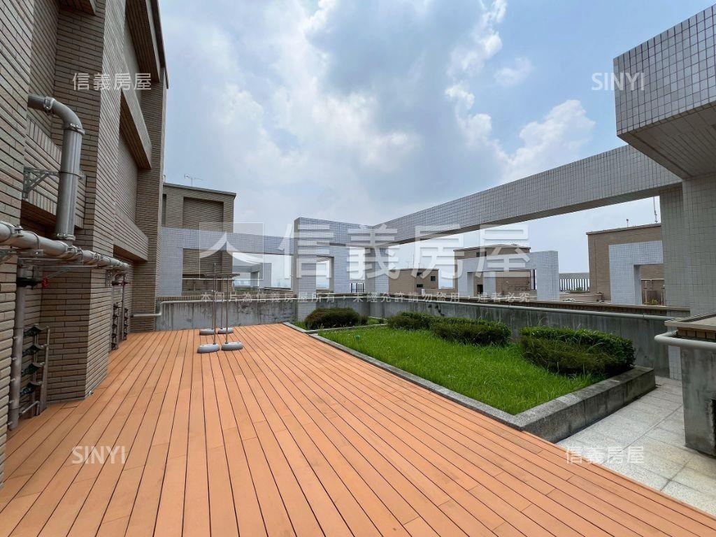 微笑城市裝潢三房平車房屋室內格局與周邊環境