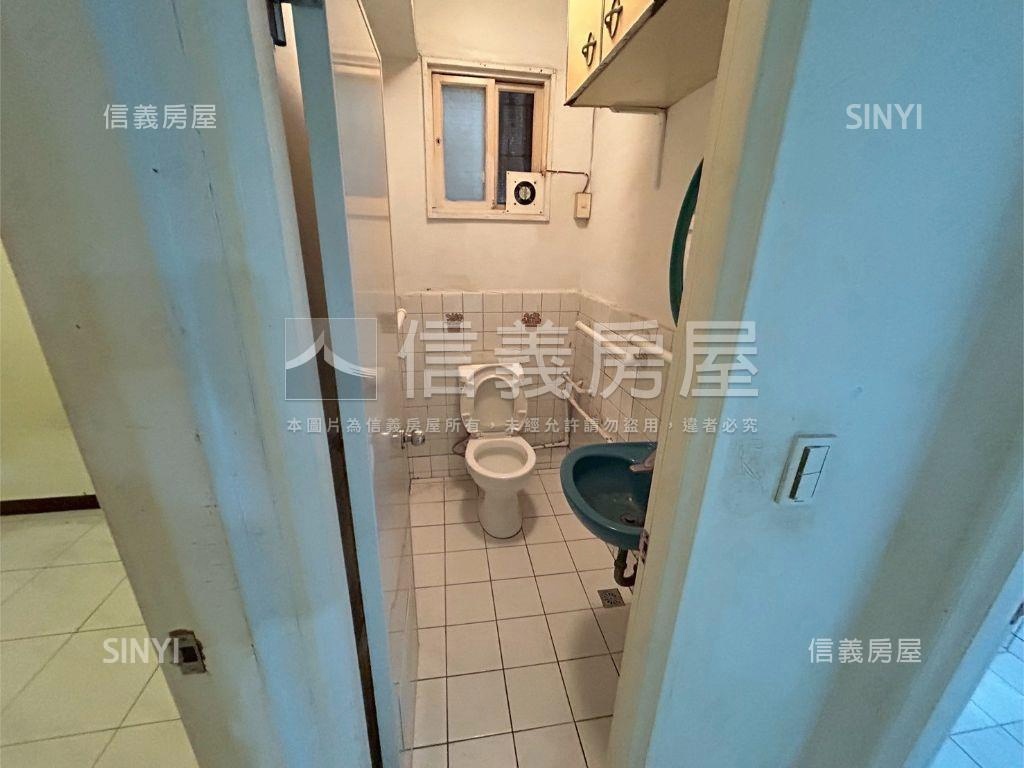 生活便利經典２樓房屋室內格局與周邊環境