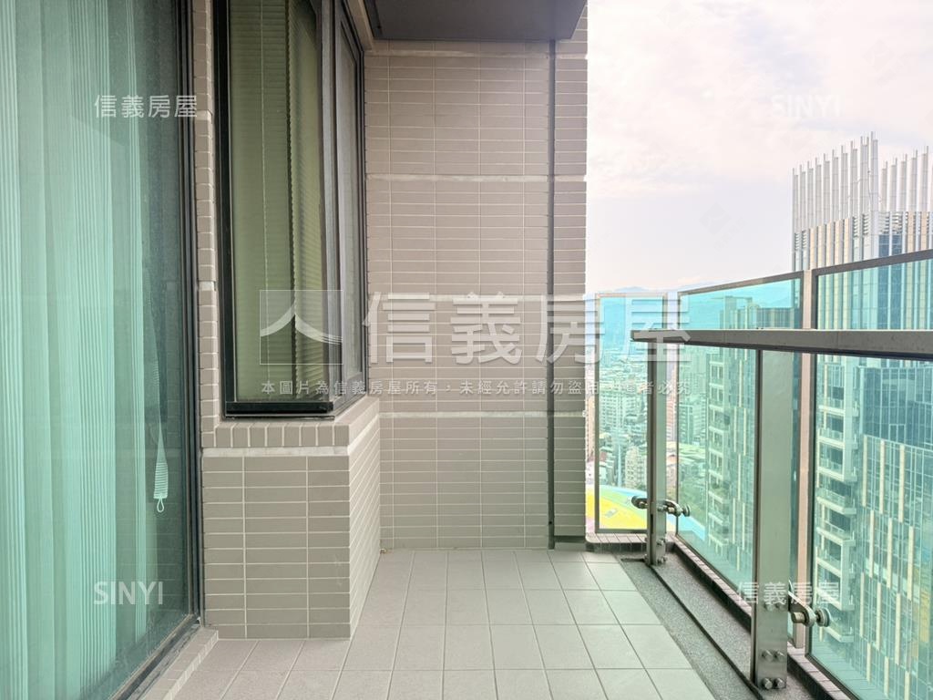 世界花園橋峰‧登峰房屋室內格局與周邊環境