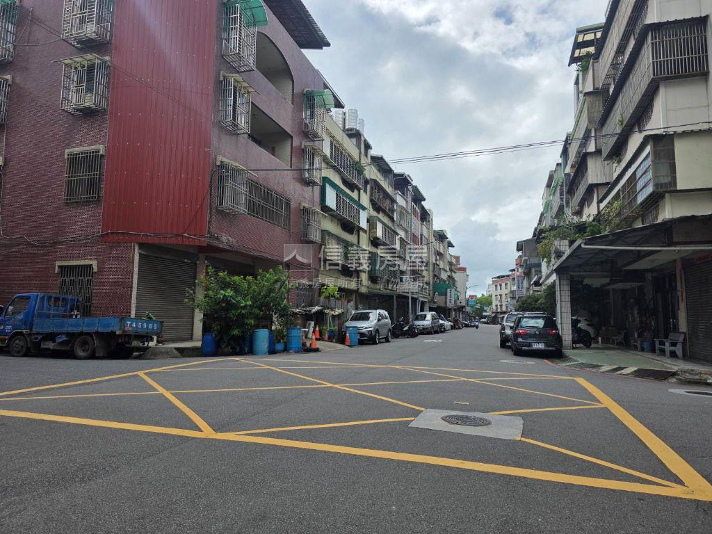 自強八街透天美寓房屋室內格局與周邊環境