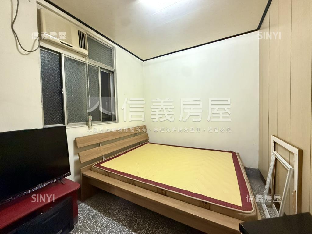 捷運２線３站雙陽台大空間房屋室內格局與周邊環境