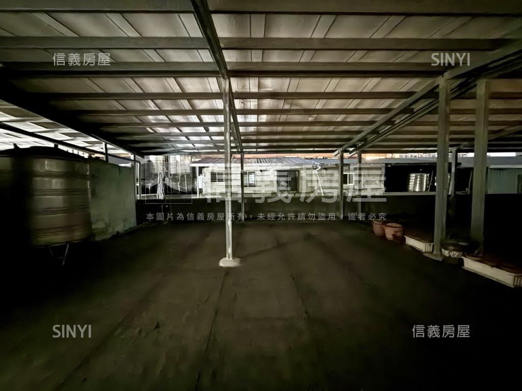 捷運２線３站雙陽台大空間房屋室內格局與周邊環境