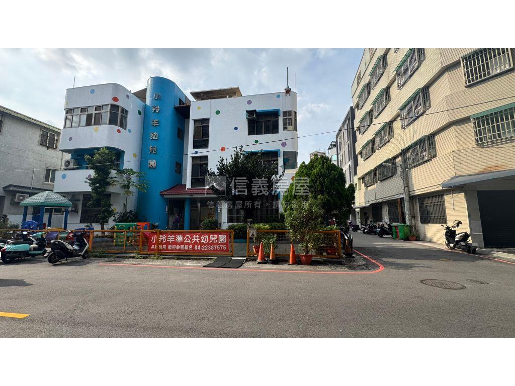 中國醫商業邊間大地坪透店房屋室內格局與周邊環境