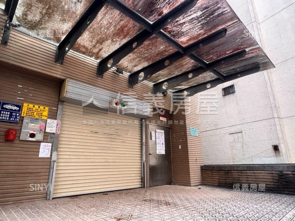大安ＡＩＴ車位房屋室內格局與周邊環境