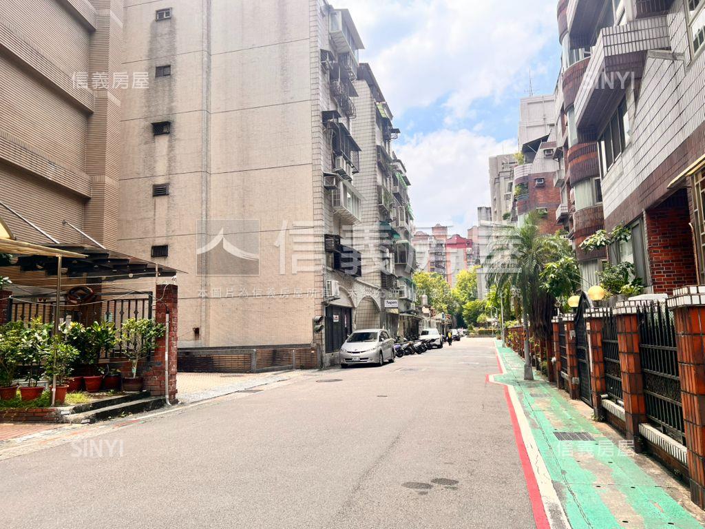 大安ＡＩＴ車位房屋室內格局與周邊環境