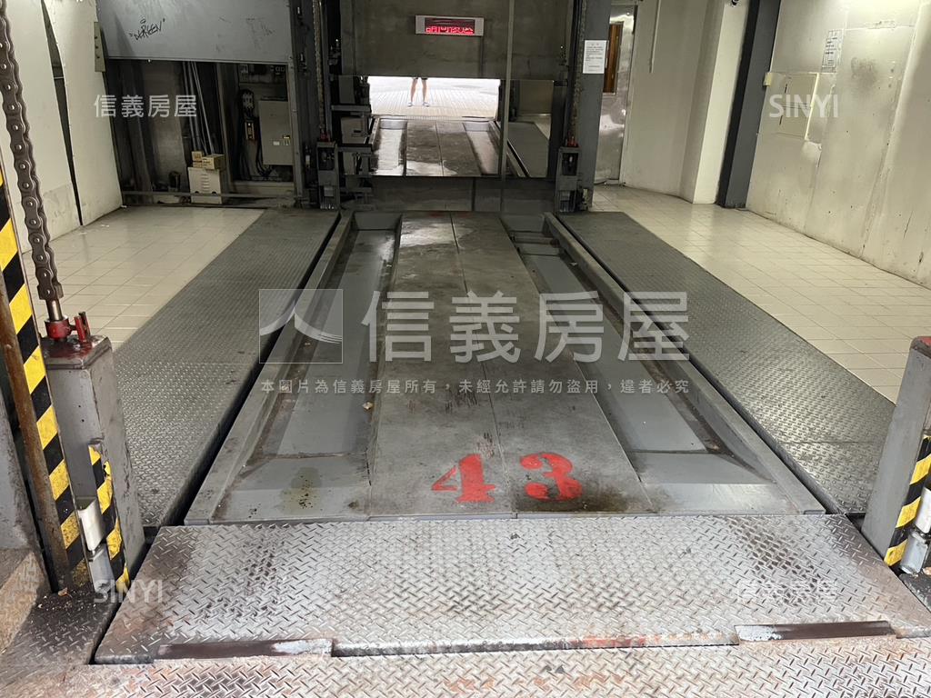 大安ＡＩＴ車位房屋室內格局與周邊環境
