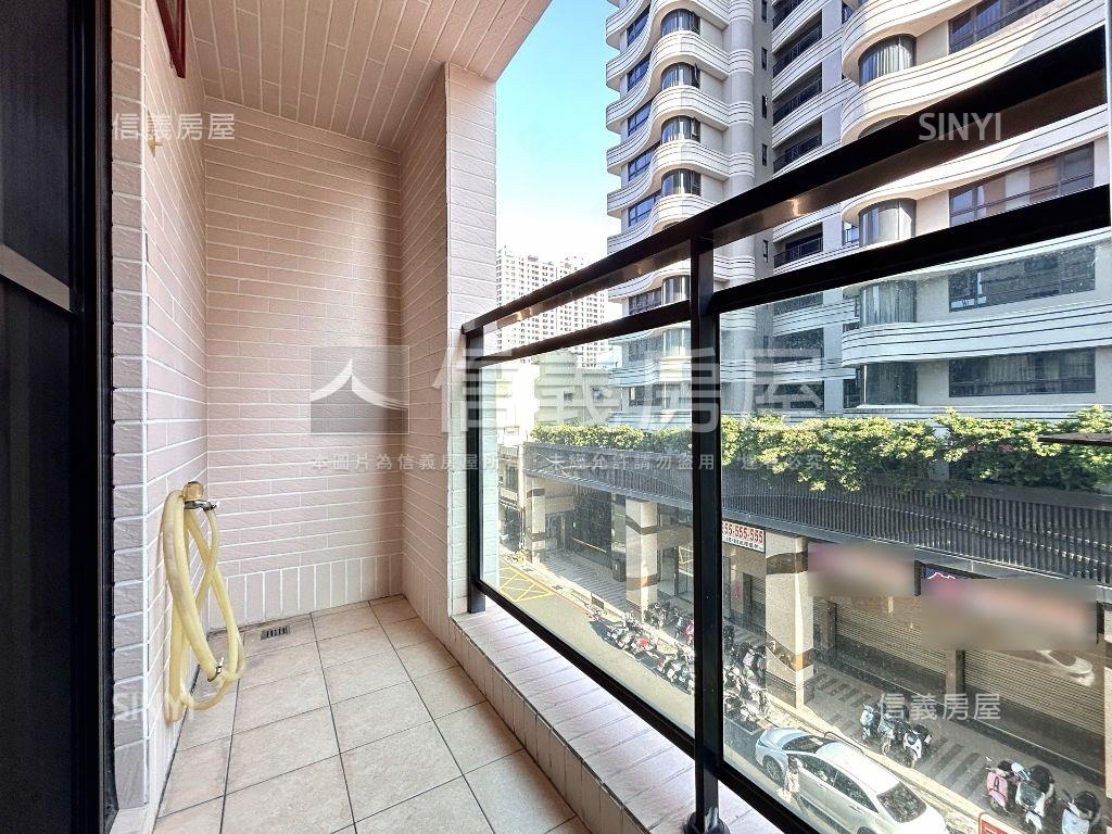漂亮兩房舒適宅房屋室內格局與周邊環境