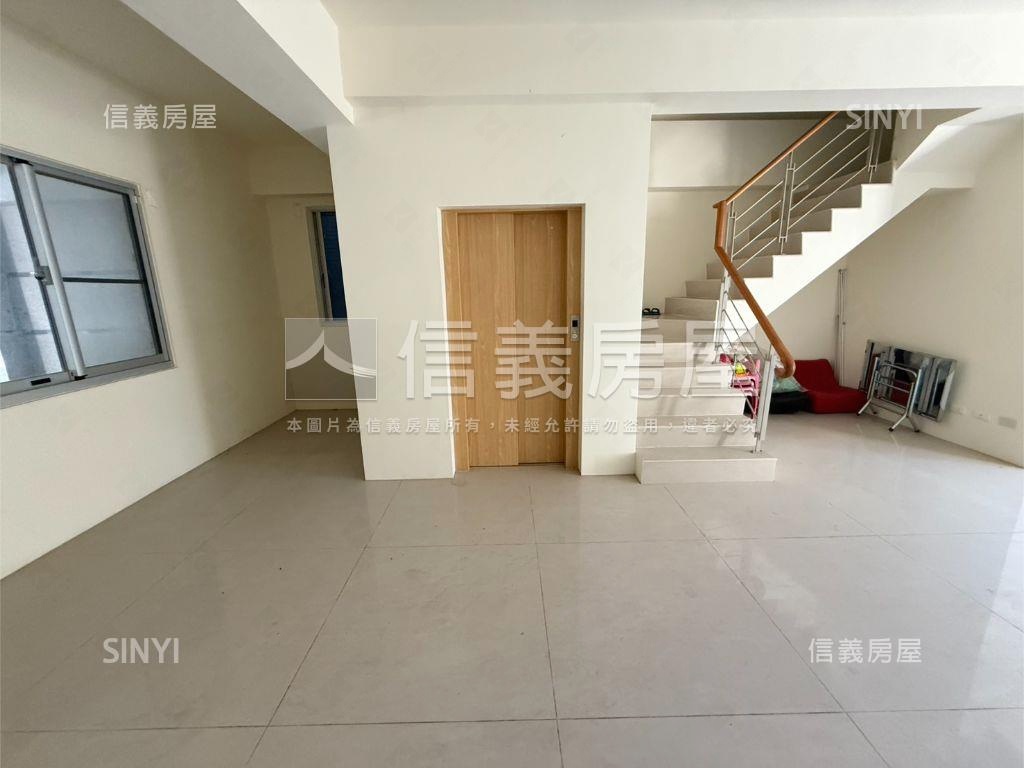 十期水悅雲出雙併朝南別墅房屋室內格局與周邊環境