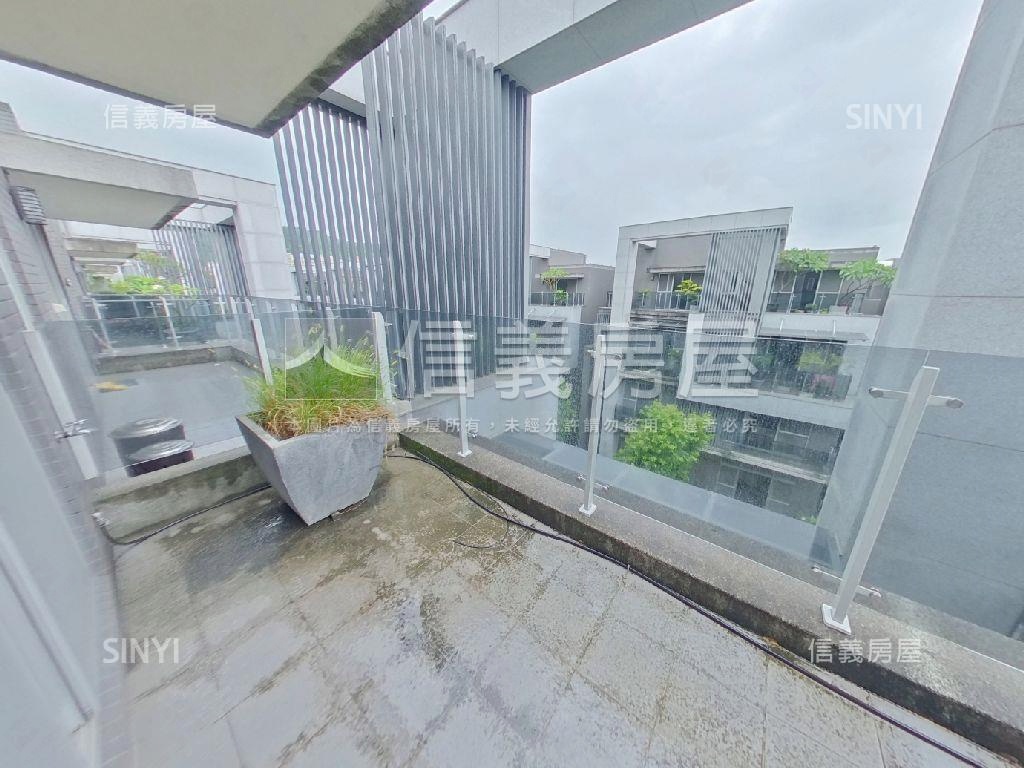 十期水悅雲出雙併朝南別墅房屋室內格局與周邊環境