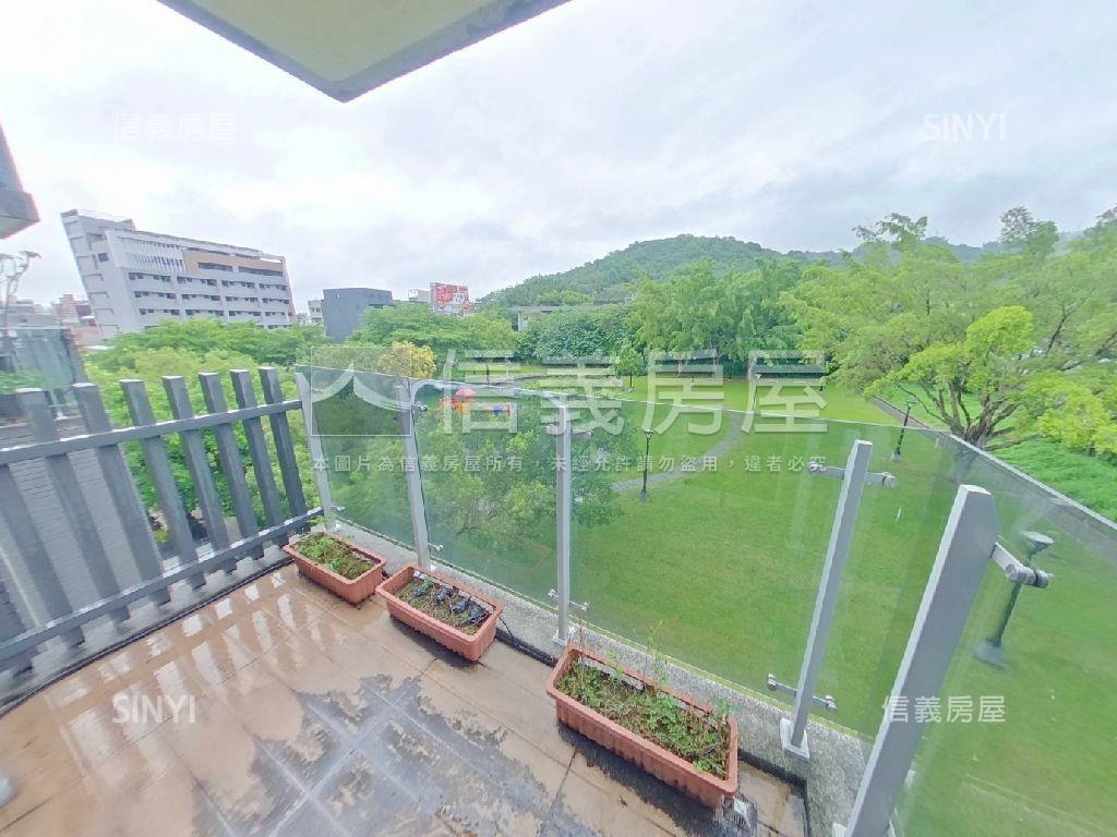 十期水悅雲出雙併朝南別墅房屋室內格局與周邊環境