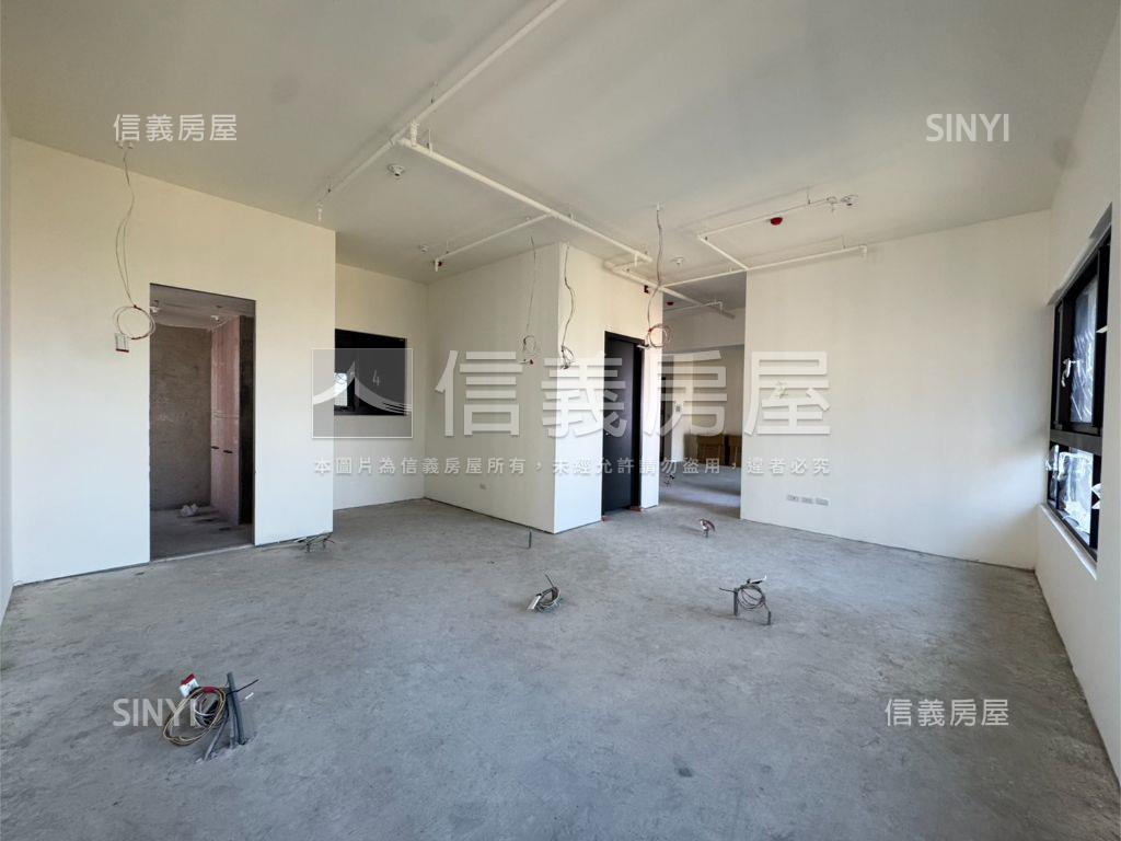 央北！鳳翔邊間三面好採光房屋室內格局與周邊環境