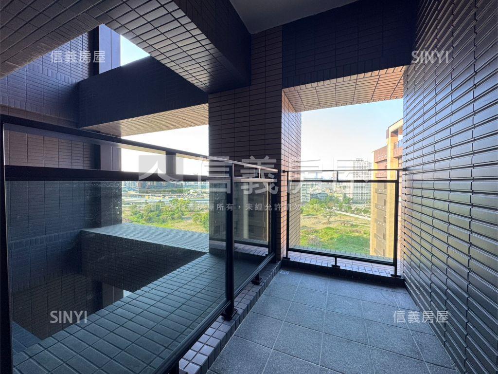 央北！鳳翔邊間三面好採光房屋室內格局與周邊環境