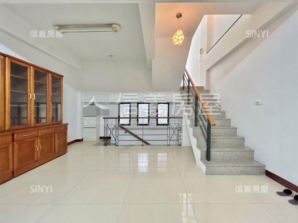 稀有夏卡爾社區透天房屋室內格局與周邊環境