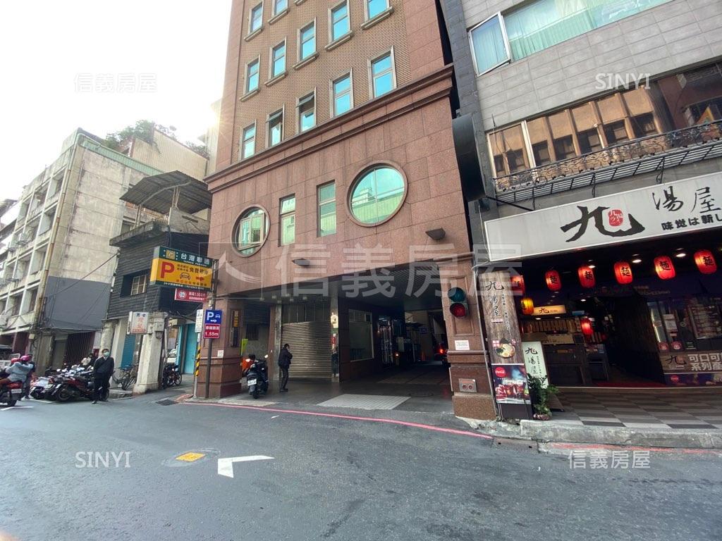 富比仕小巧店面房屋室內格局與周邊環境