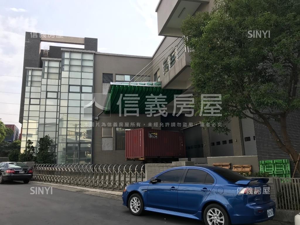 楊梅雙面臨路挑高廠房房屋室內格局與周邊環境