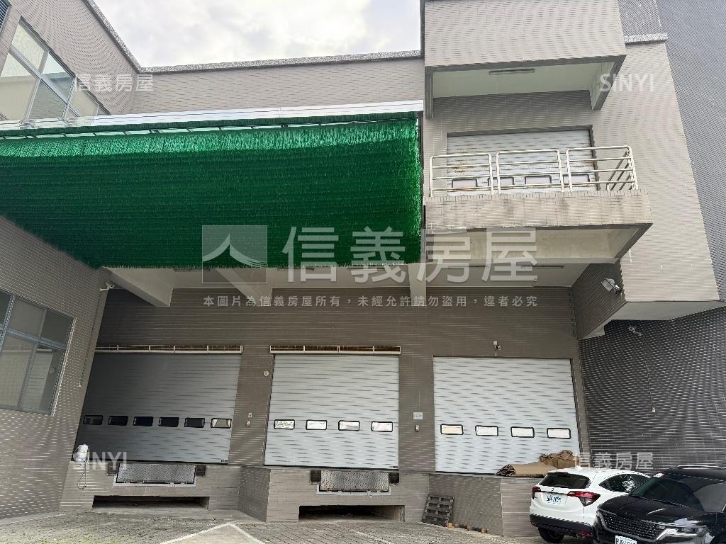 楊梅雙面臨路挑高廠房房屋室內格局與周邊環境