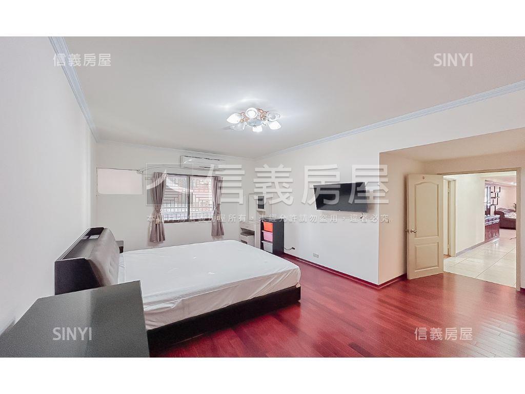 水湳翡翠㊝五房平車！房屋室內格局與周邊環境