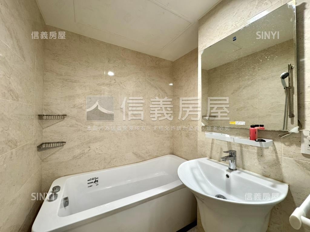 文化潤隆高樓市景兩房平車房屋室內格局與周邊環境