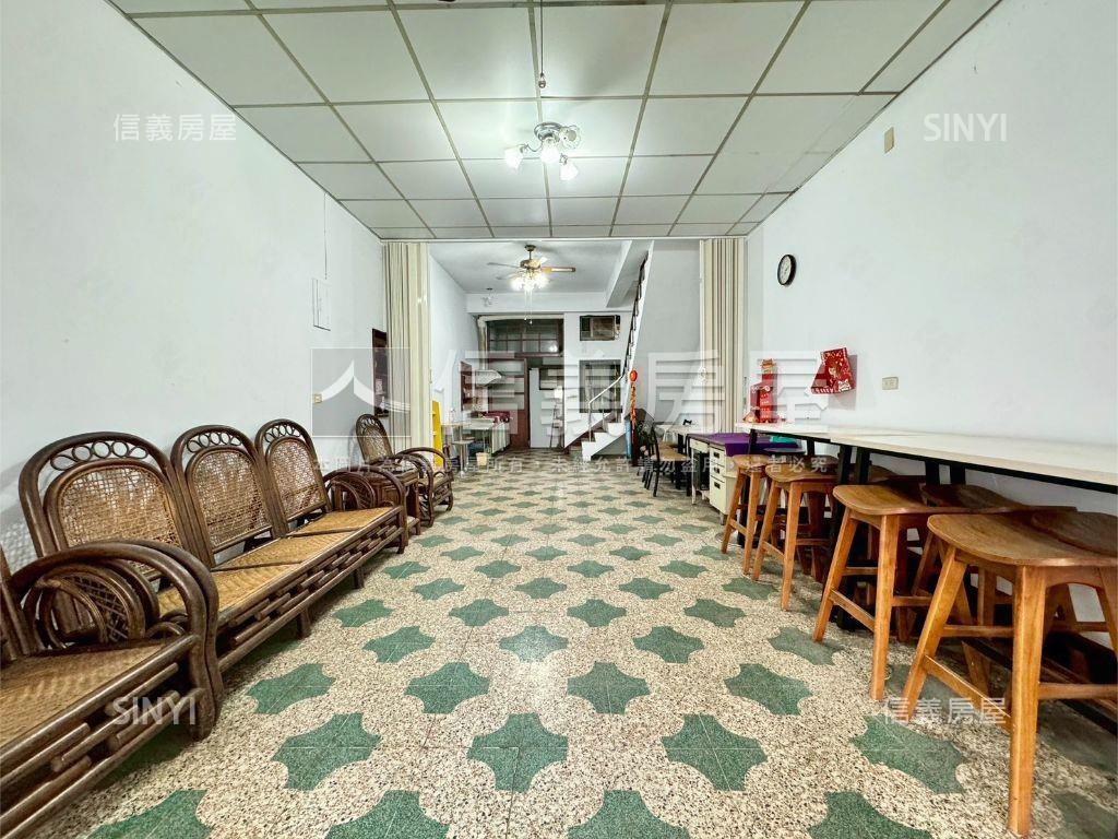 新埔鬧區中正路透店房屋室內格局與周邊環境