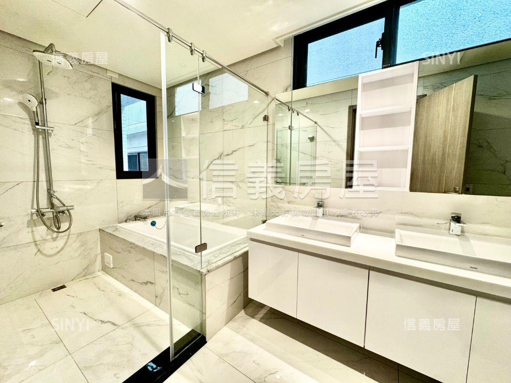 面寬約六米增建電梯別墅房屋室內格局與周邊環境