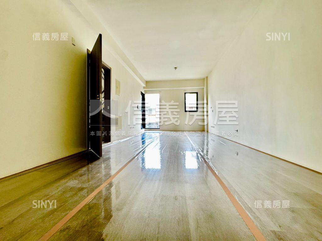 面寬約六米增建電梯別墅房屋室內格局與周邊環境