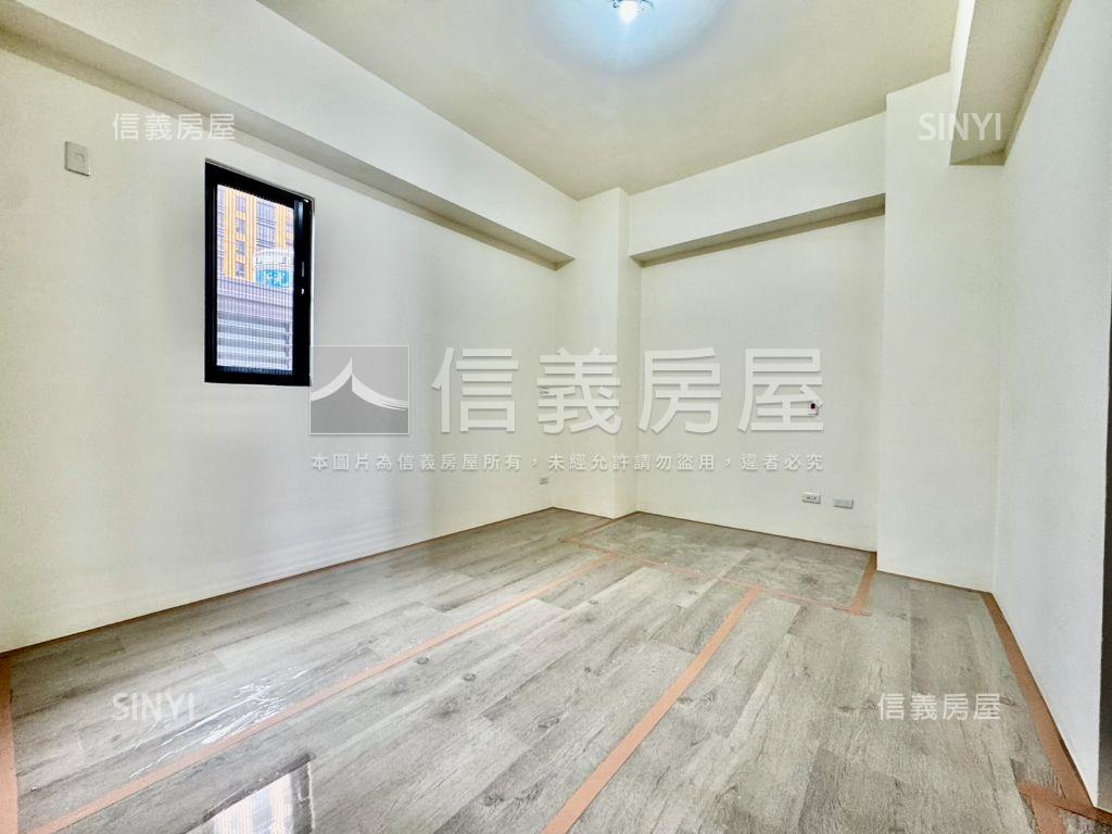 面寬約六米增建電梯別墅房屋室內格局與周邊環境