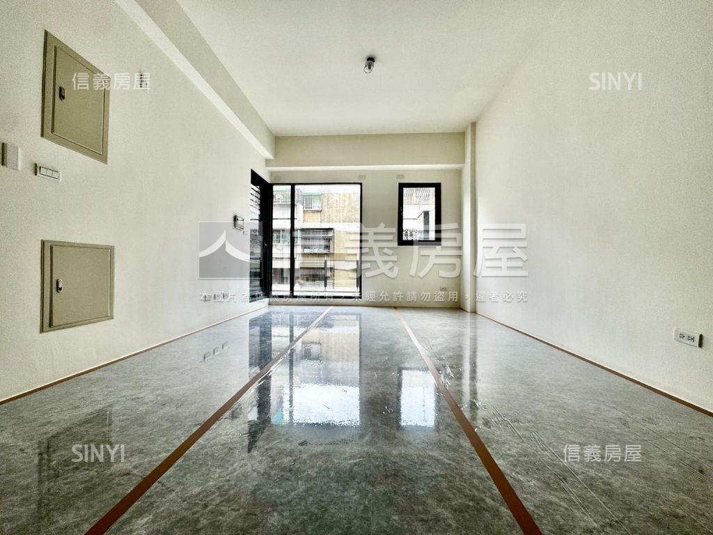 面寬約六米增建電梯別墅房屋室內格局與周邊環境