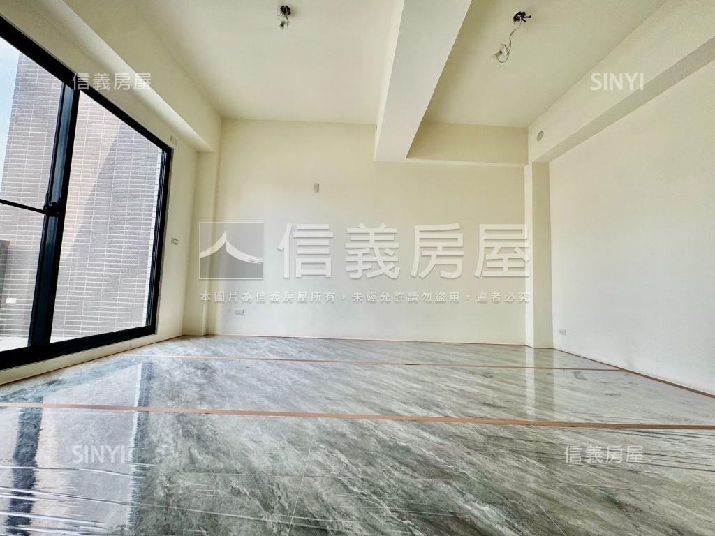 面寬約六米增建電梯別墅房屋室內格局與周邊環境