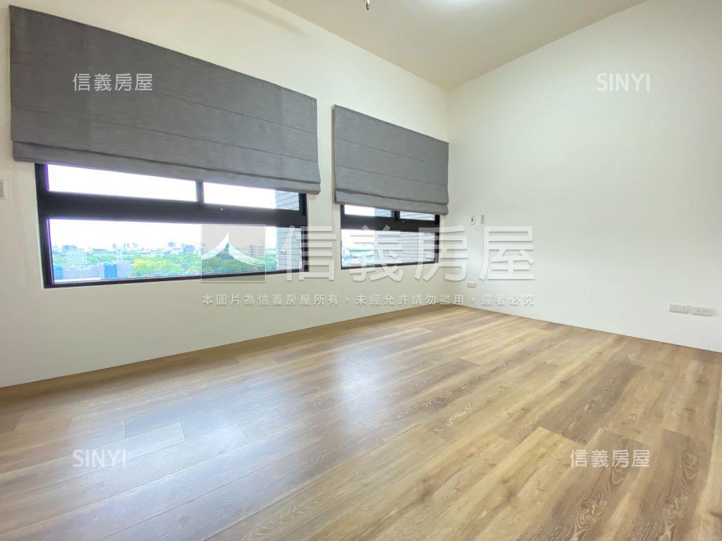 單元二精銳博朝南雙車位房屋室內格局與周邊環境