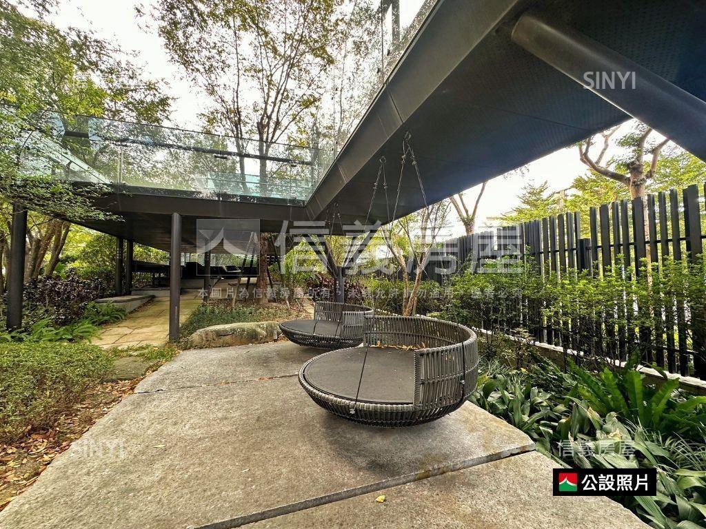 單元二精銳博朝南雙車位房屋室內格局與周邊環境