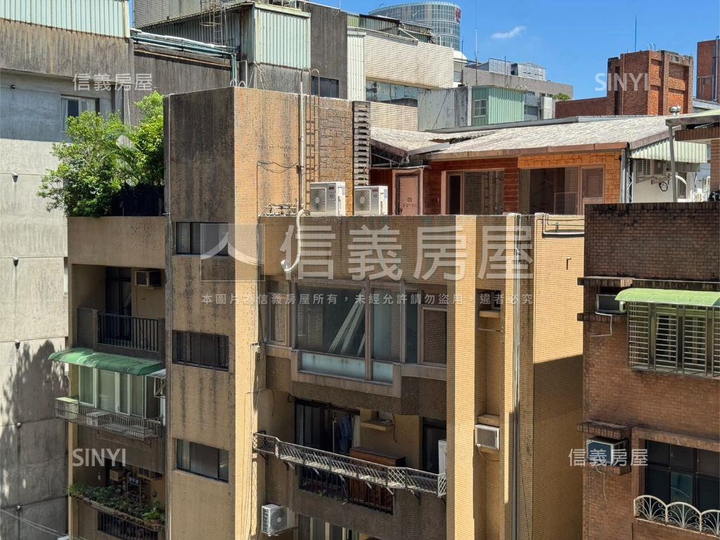 信義安和１號出口旁美宅房屋室內格局與周邊環境