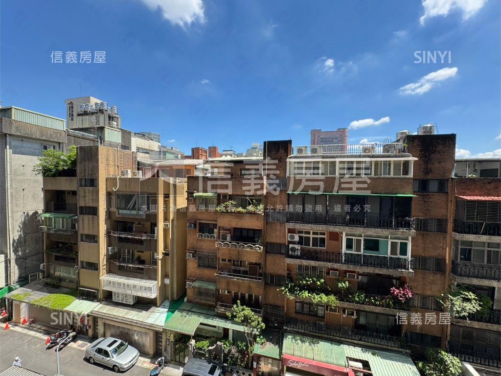 信義安和１號出口旁美宅房屋室內格局與周邊環境