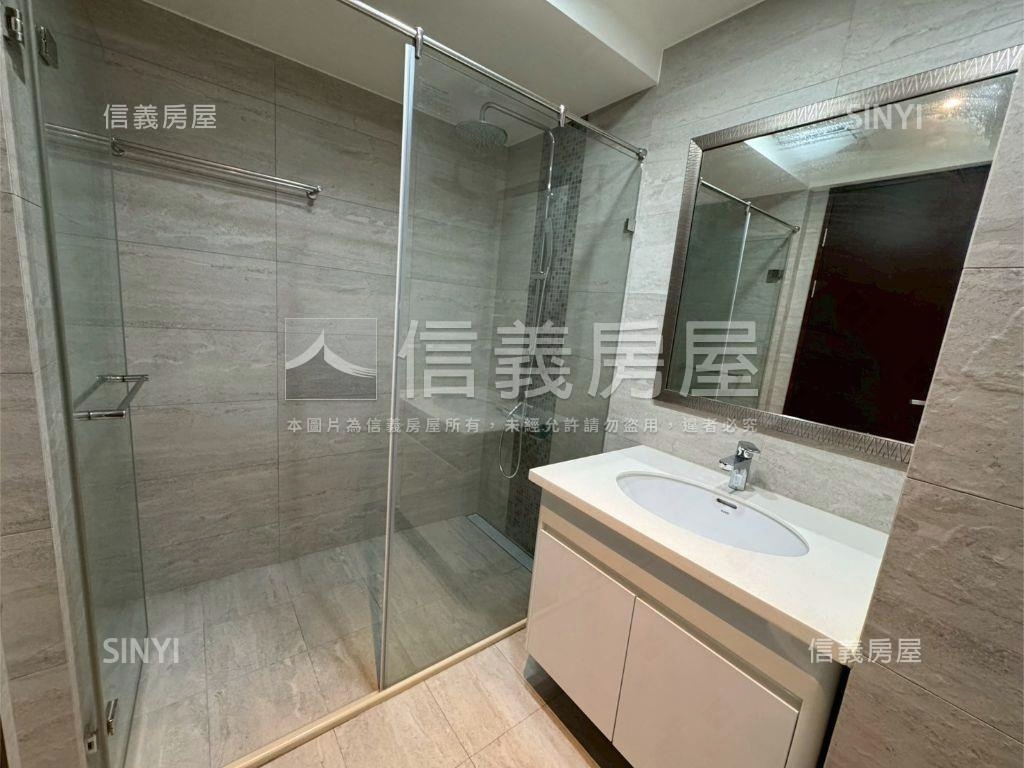 永鼎帝京Ｂ１十九三房車位房屋室內格局與周邊環境