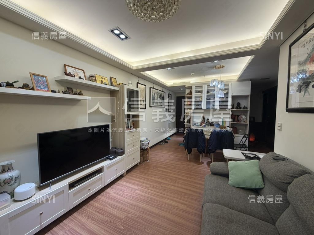 翔譽雙子星景觀３房房屋室內格局與周邊環境