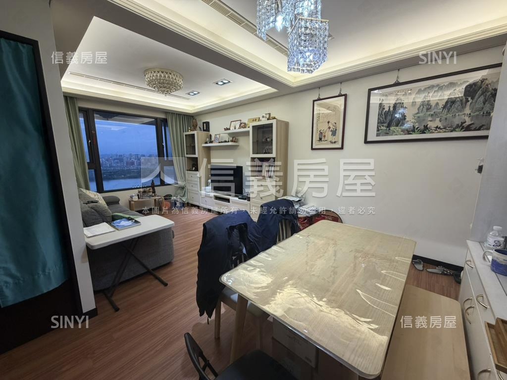 翔譽雙子星景觀３房房屋室內格局與周邊環境