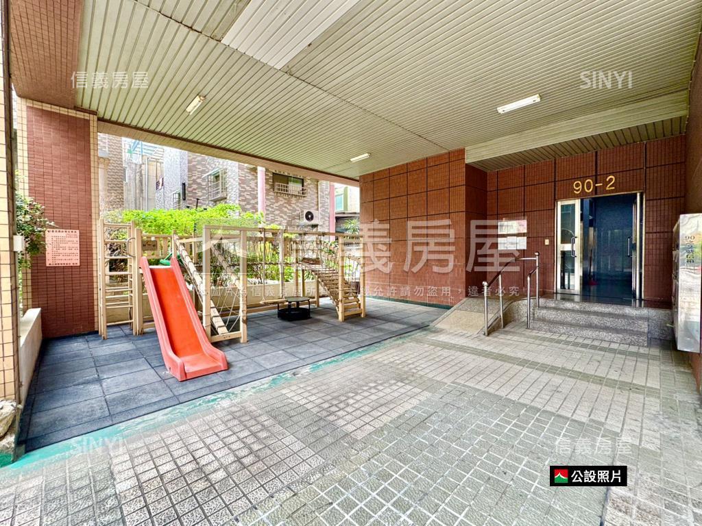 武廟商圈採光翻新四房平車房屋室內格局與周邊環境