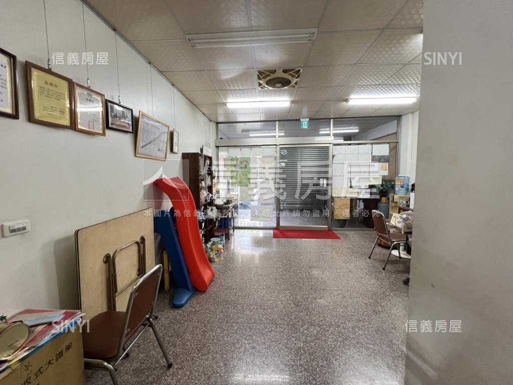 慈文路整棟透店房屋室內格局與周邊環境