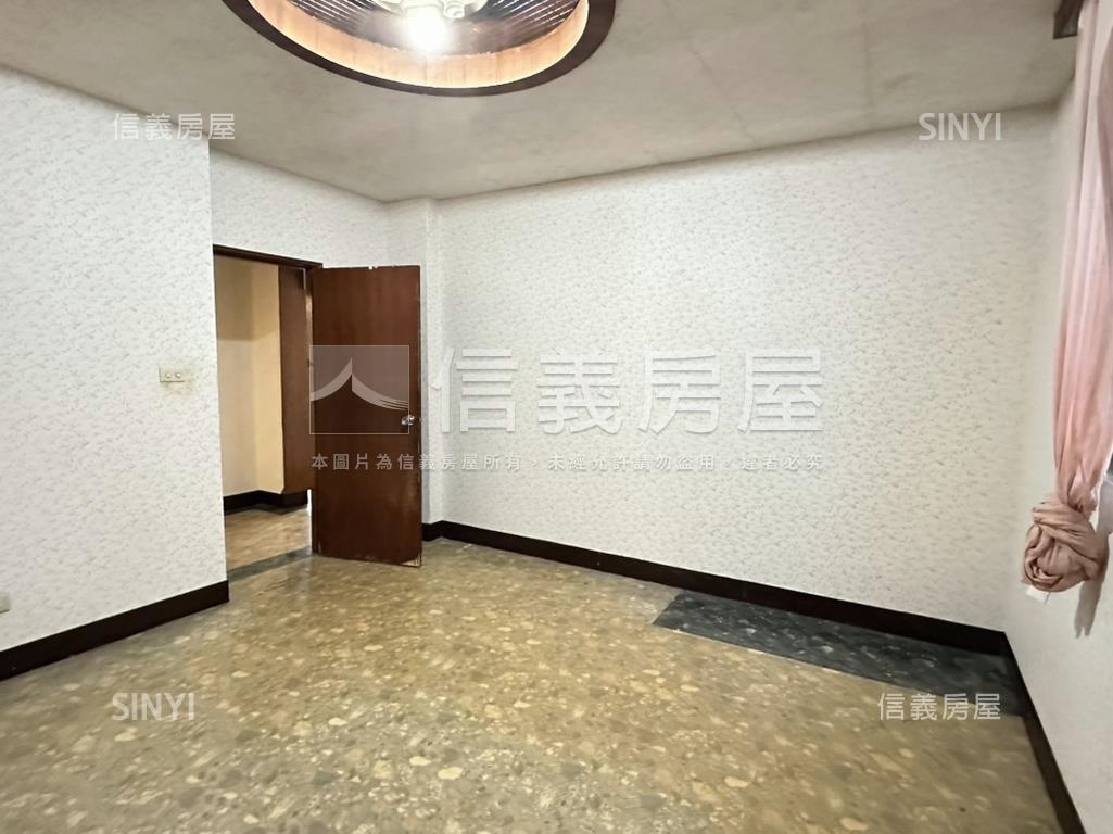 萬隆捷運靜巷３房房屋室內格局與周邊環境