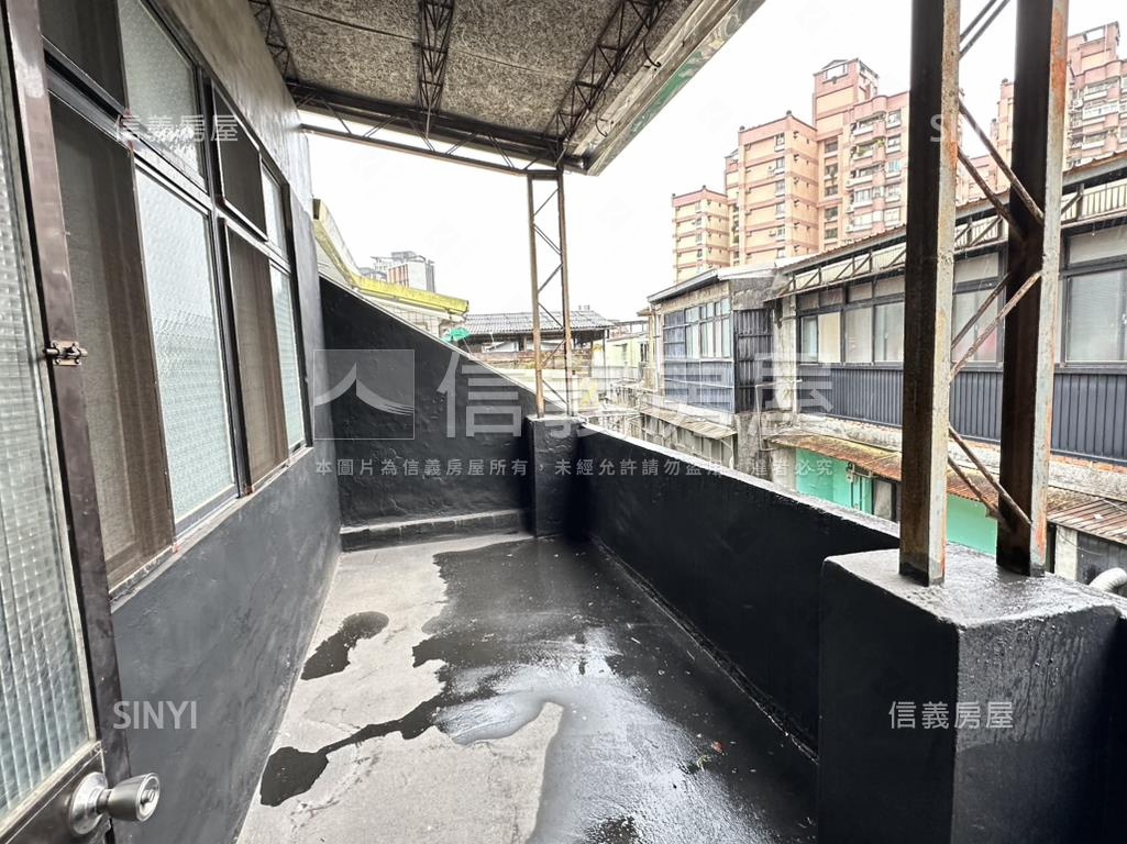 萬隆捷運靜巷３房房屋室內格局與周邊環境