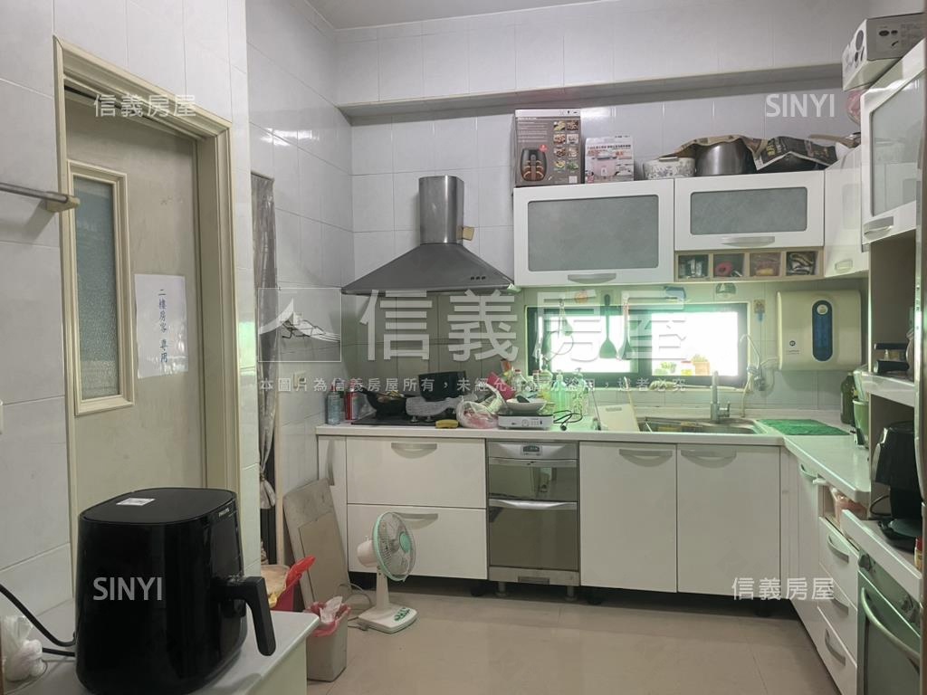 善化站前邊間車墅房屋室內格局與周邊環境