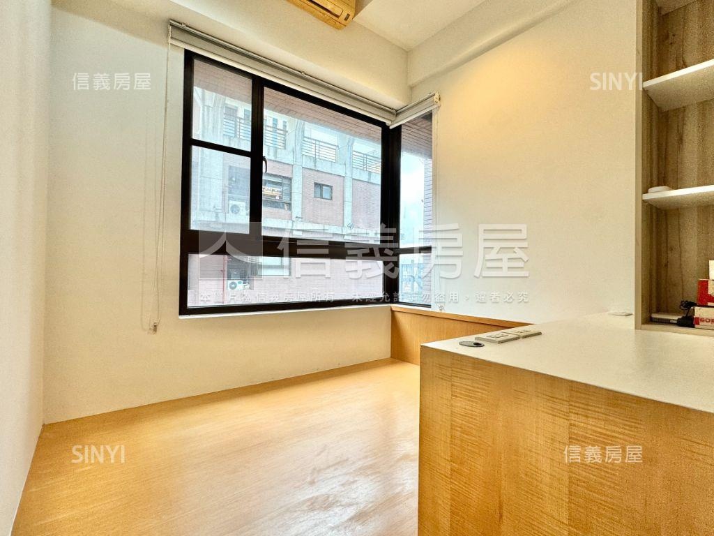 農十六近捷運三房平車房屋室內格局與周邊環境